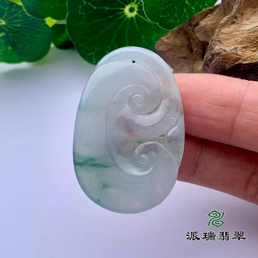 派瑞翡翠 翡翠挂件 糯种 浅绿 商品图3