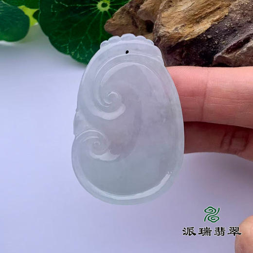 派瑞翡翠 翡翠挂件 糯种 浅绿 商品图2