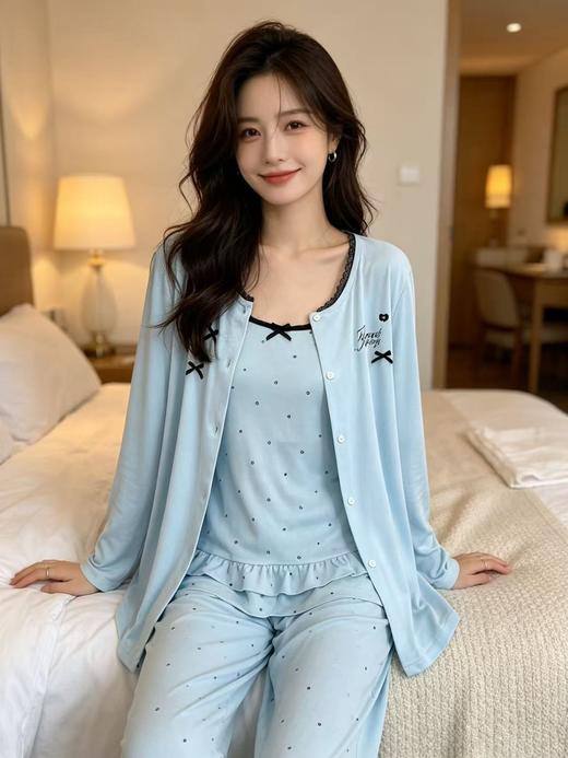 三件套！！有胸垫【自营】可外穿胸垫吊带+外搭+长裤睡衣套装-喜出 商品图2