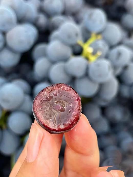 云南建水夏黑葡萄 商品图2