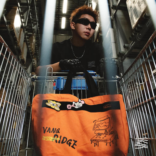 VANQ RIDGE万重M4P纪念款托特包 商品图4