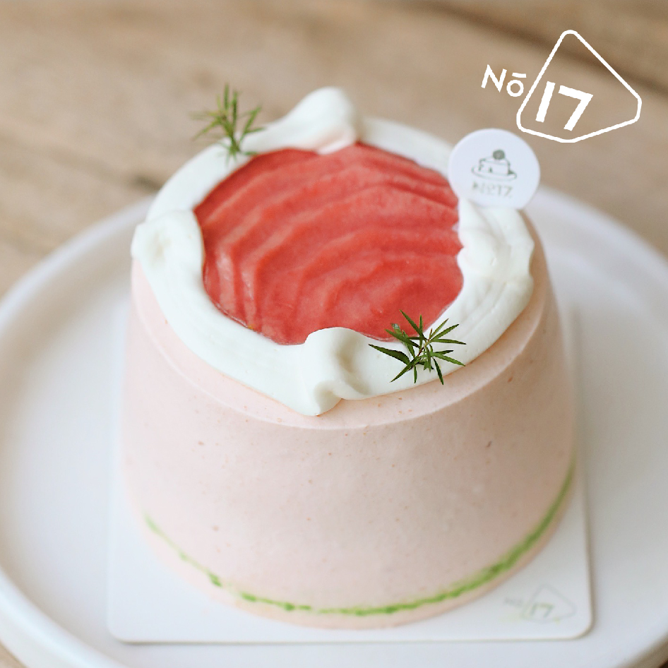 芭乐梅子酱斑斓戚风蛋糕