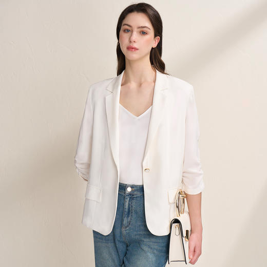 EITIE爱特爱夏新款气质干练通勤抽褶七分袖修身西装外套7803510 商品图3