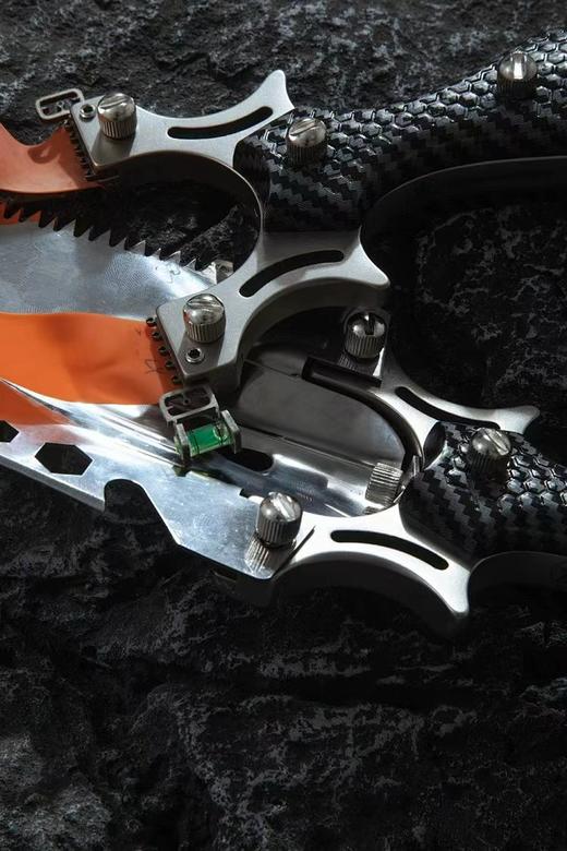 老爷们必备！！哪个男人能拒绝一个一把超重工金弹弓铲  弹弓工兵铲二合一 商品图5