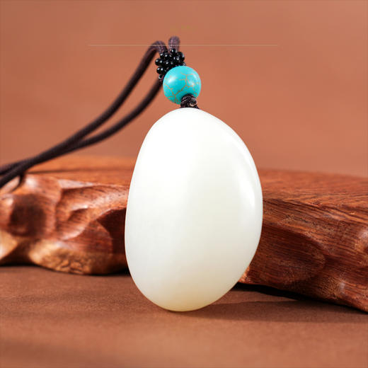 【官应】羊脂白玉观音挂件 商品图3