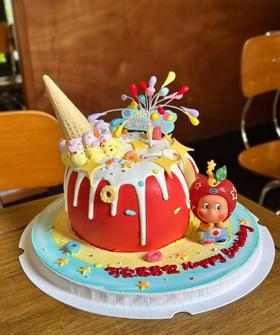 苹果星星人缤纷蛋糕