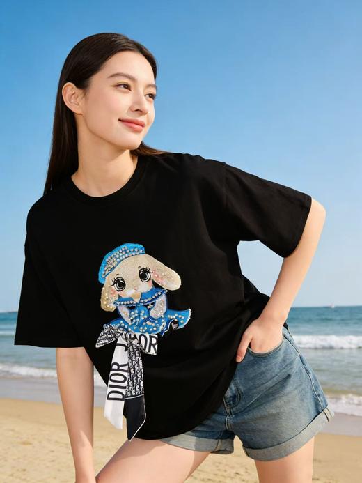 大版【自营】工艺/重工！镶钻精致兔子刺绣➕钉珠！潮牌复古宽松设计感中长短袖T恤-喜出 商品图0