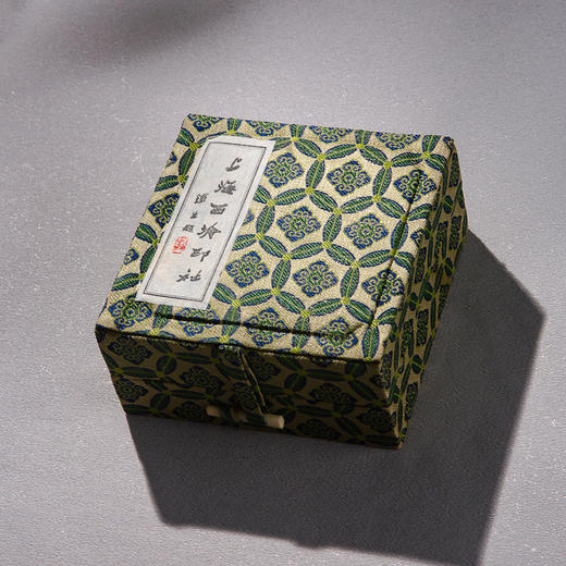 80年代上海西泠印社精制“上品硃磦印泥”（一两） 商品图1