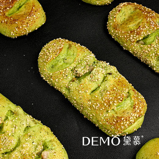 菠菜鸡肉乳酪包 | Cheese Spinach Chicken Bun 商品图0