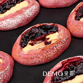 蓝莓起司 | Blueberry Cheese Soft European Bread