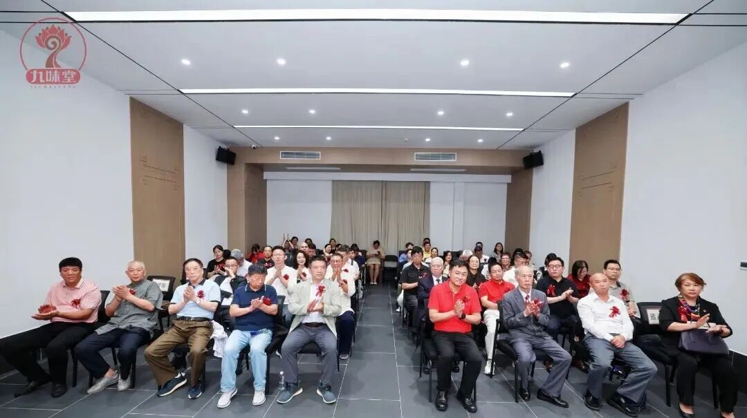 揭牌活动现场.jpg