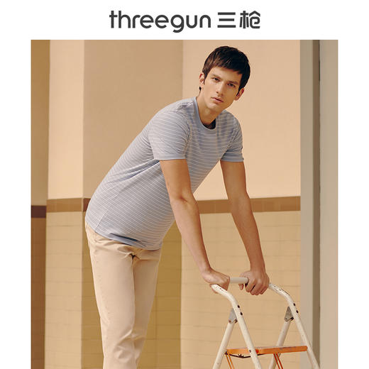 Threegun三枪 【水柔弹力棉】横条圆领男士短袖T恤-23683A011 商品图6