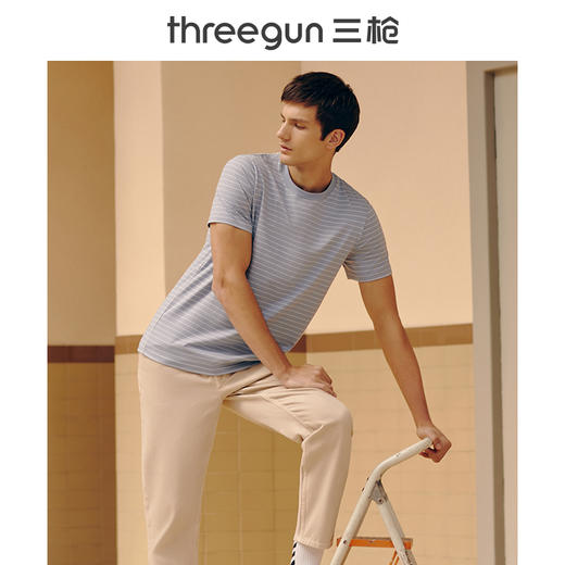 Threegun三枪 【水柔弹力棉】横条圆领男士短袖T恤-23683A011 商品图2