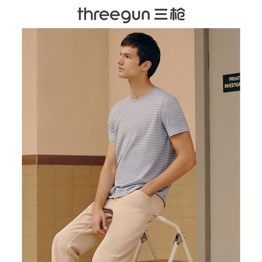 Threegun三枪 【水柔弹力棉】横条圆领男士短袖T恤-23683A011 商品图1